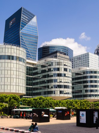 Photo of the Paris La Défense campus of INSEEC business school