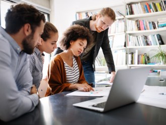 Pourquoi faire un Bachelor Marketing ?