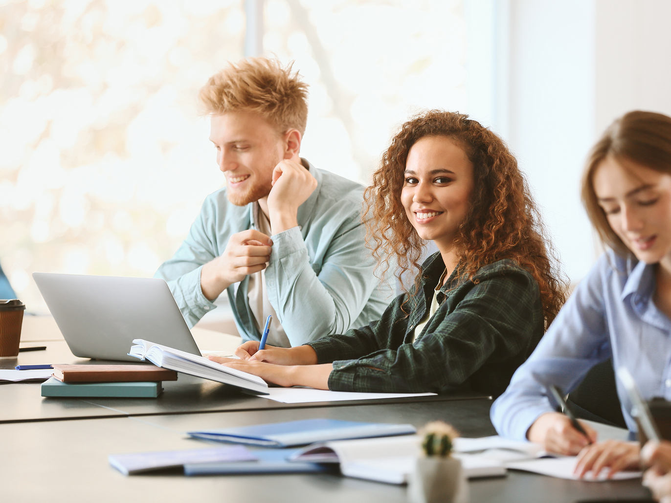 Quelle est la différence entre un bachelor et une licence dans la finance ?