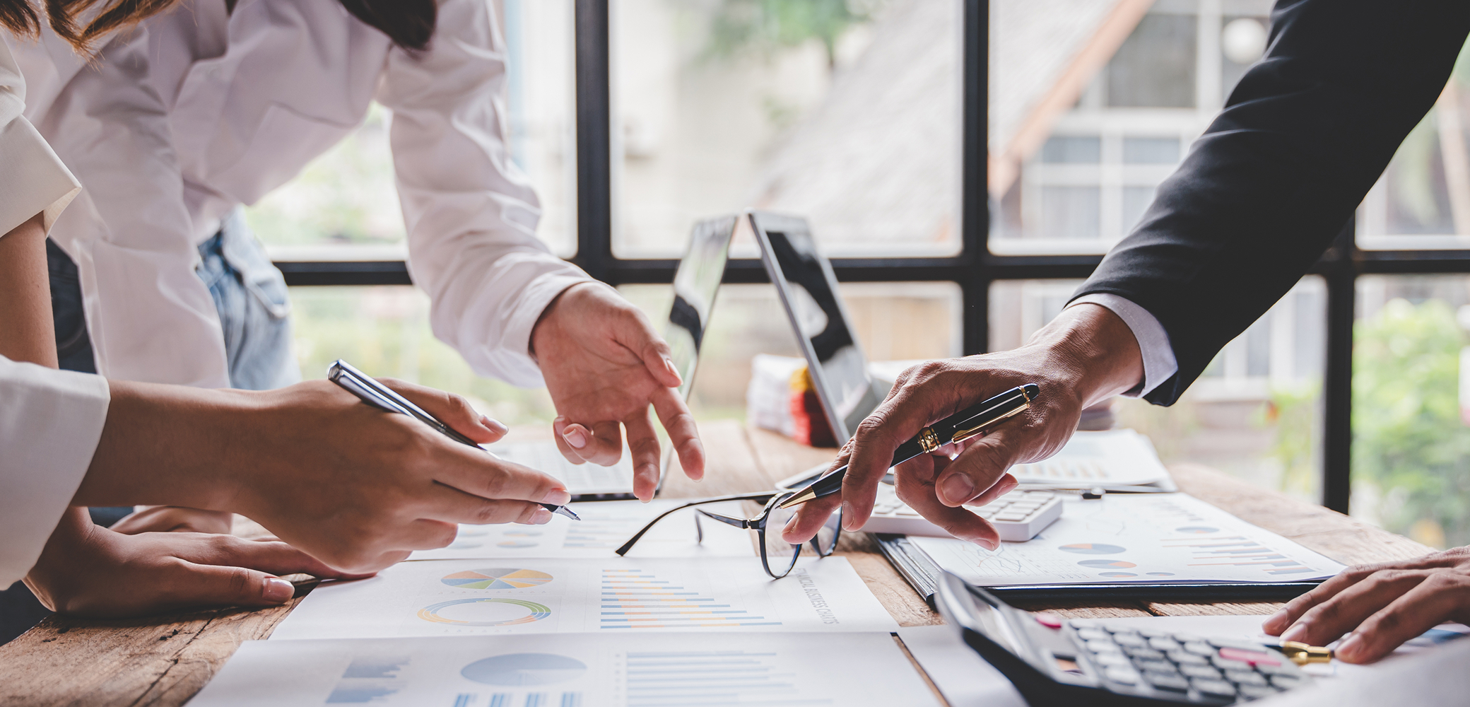 Everything you need to know about the job of export manager: qualifications, salary...