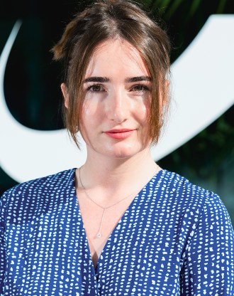 Portrait d’une étudiante au campus Paris La Défense de l’école de commerce INSEEC