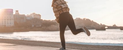 seance de skate pour une étudiante  INSEEC Sport