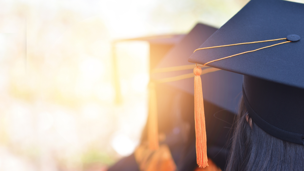 Photo de diplômés BBA INSEEC