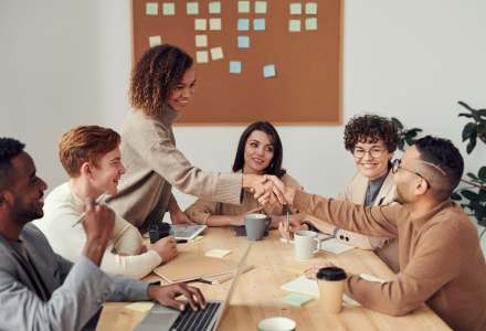 fin d'un meeting en entreprise