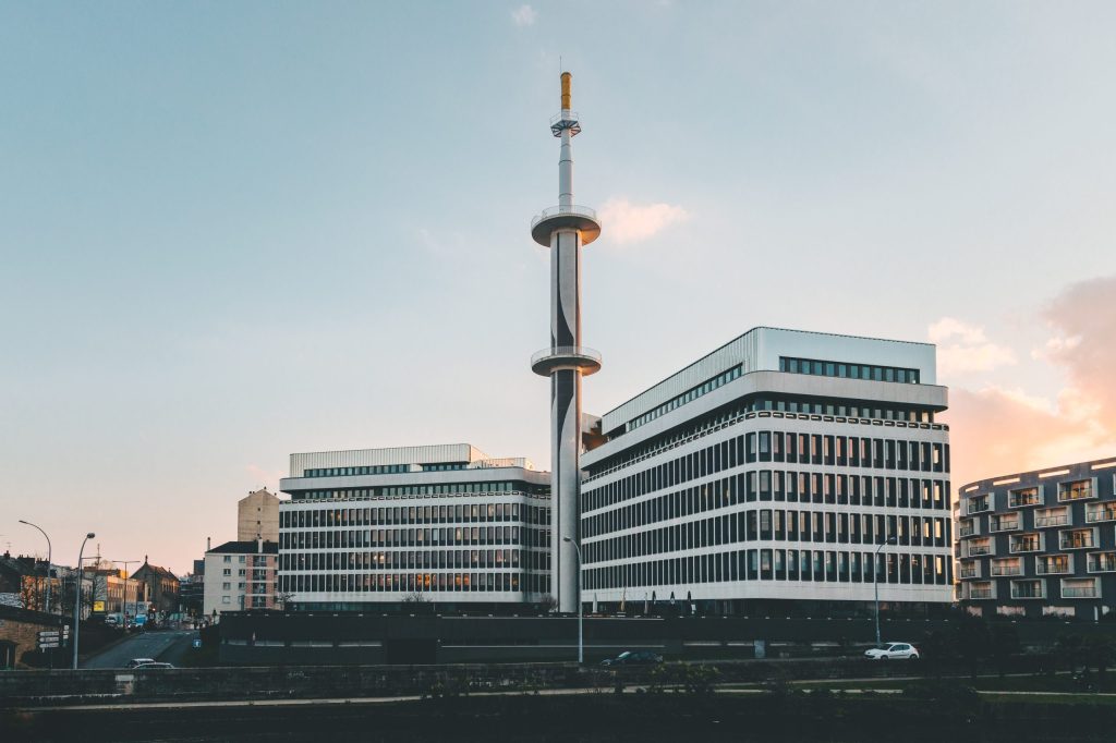 école de commerce INSEEC au coeur de la ville de Rennes