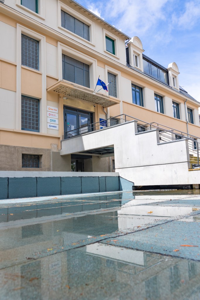 campus inseec rennes bretagne